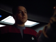 extant_StarTrek_VOY_4x12-MortalCoil_03683.jpg