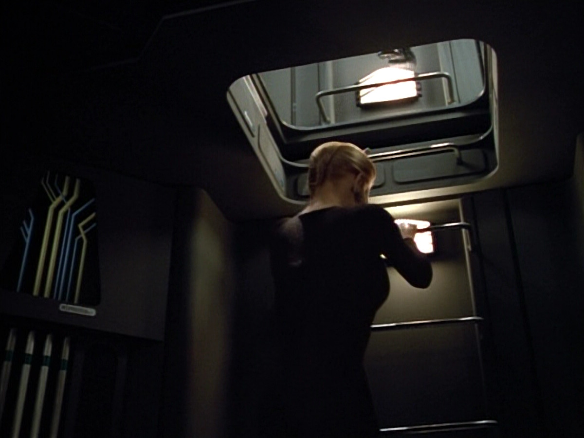 extant_StarTrek_VOY_4x13-WakingMoments_00124.jpg