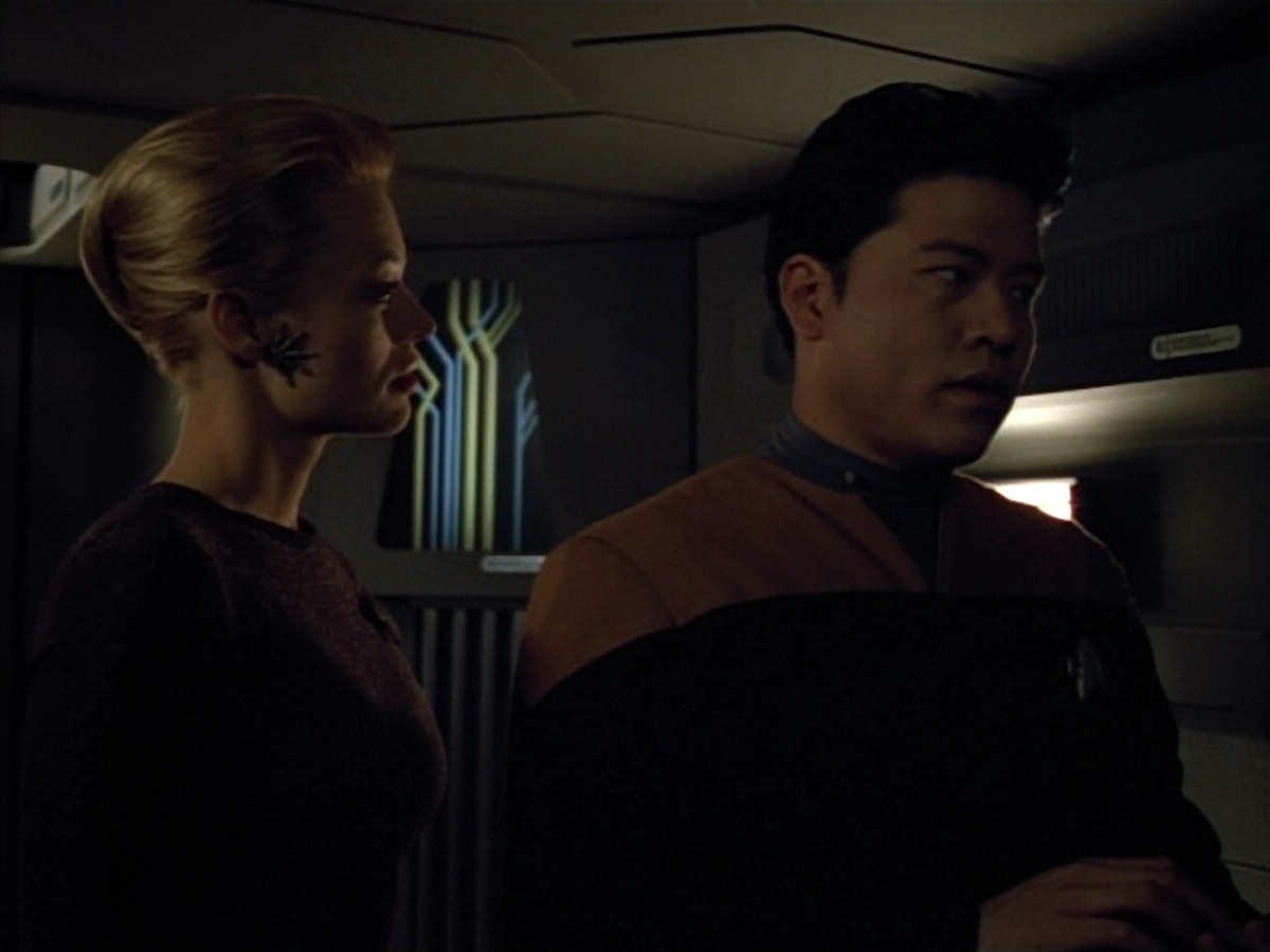 extant_StarTrek_VOY_4x13-WakingMoments_00154.jpg