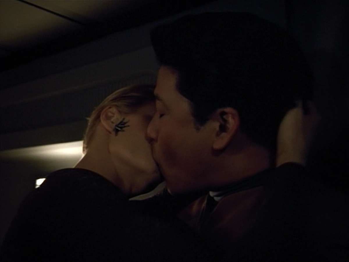 extant_StarTrek_VOY_4x13-WakingMoments_00191.jpg