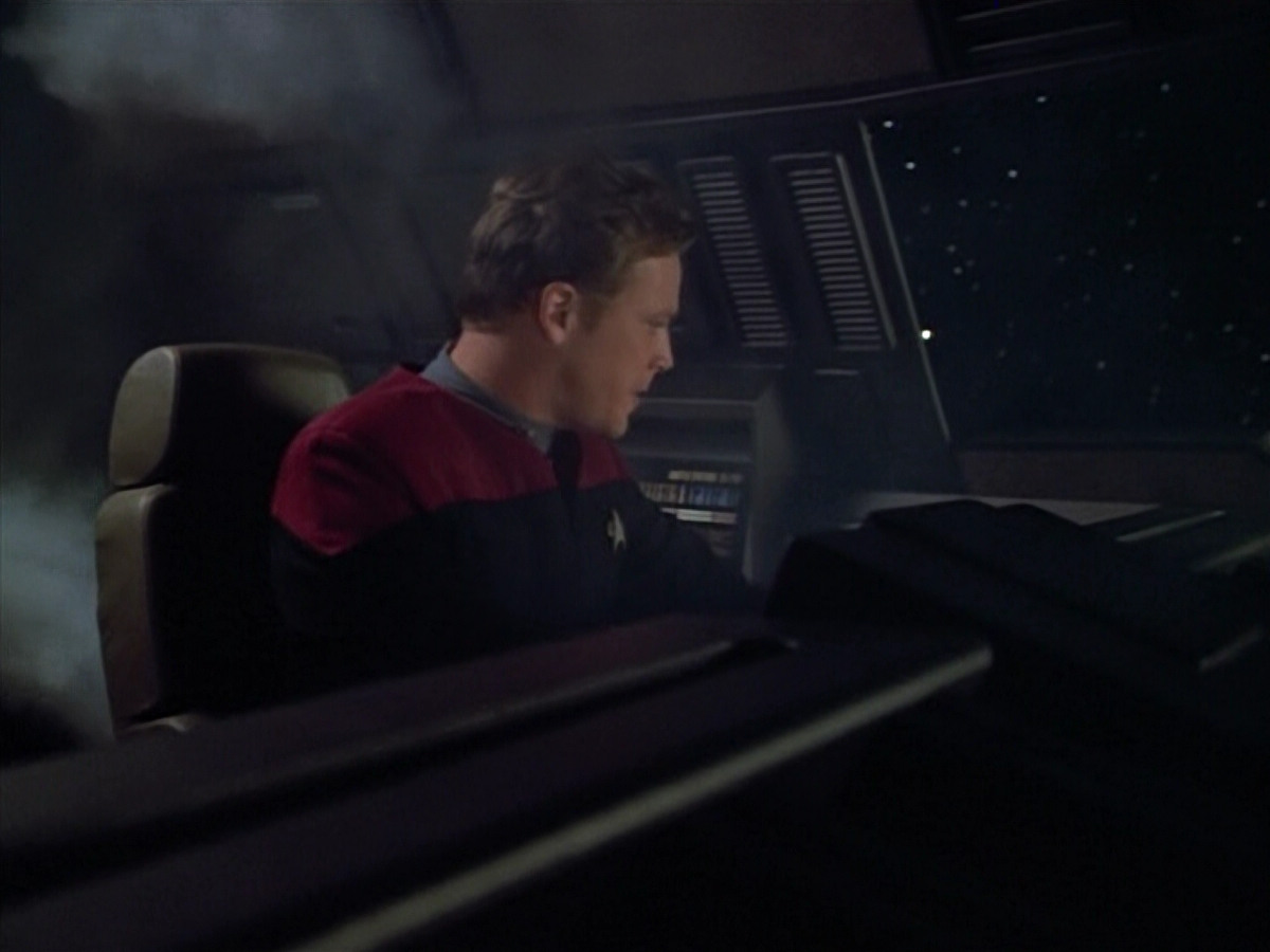 extant_StarTrek_VOY_4x13-WakingMoments_00205.jpg