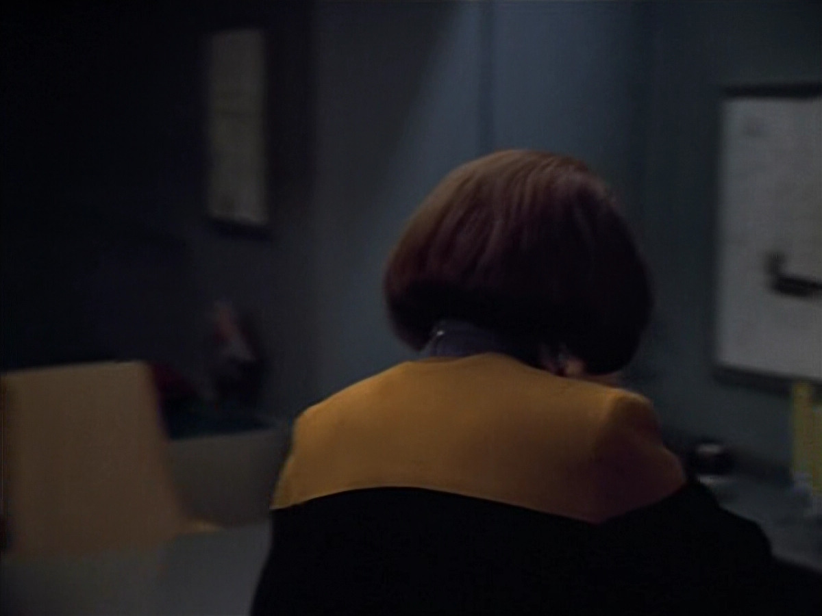 extant_StarTrek_VOY_4x13-WakingMoments_00638.jpg