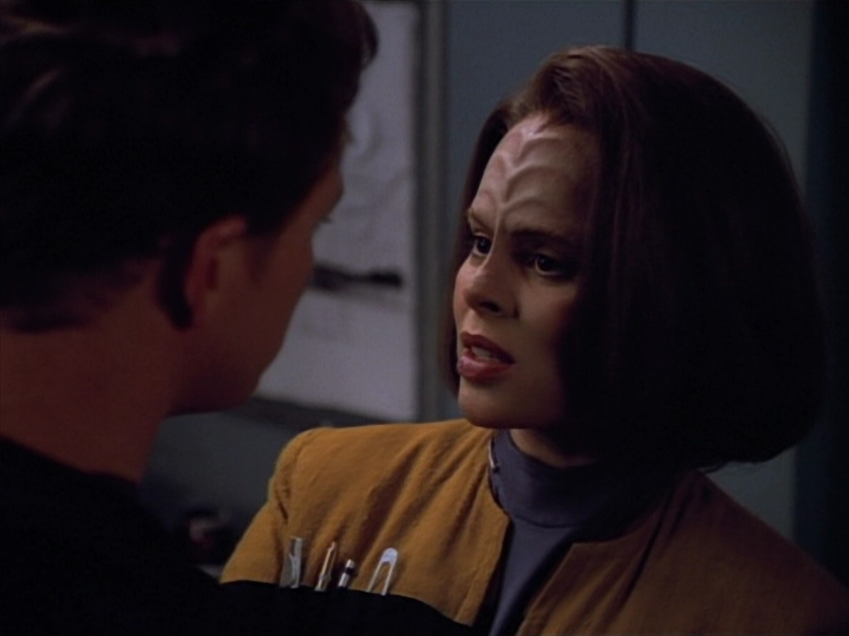 extant_StarTrek_VOY_4x13-WakingMoments_00661.jpg
