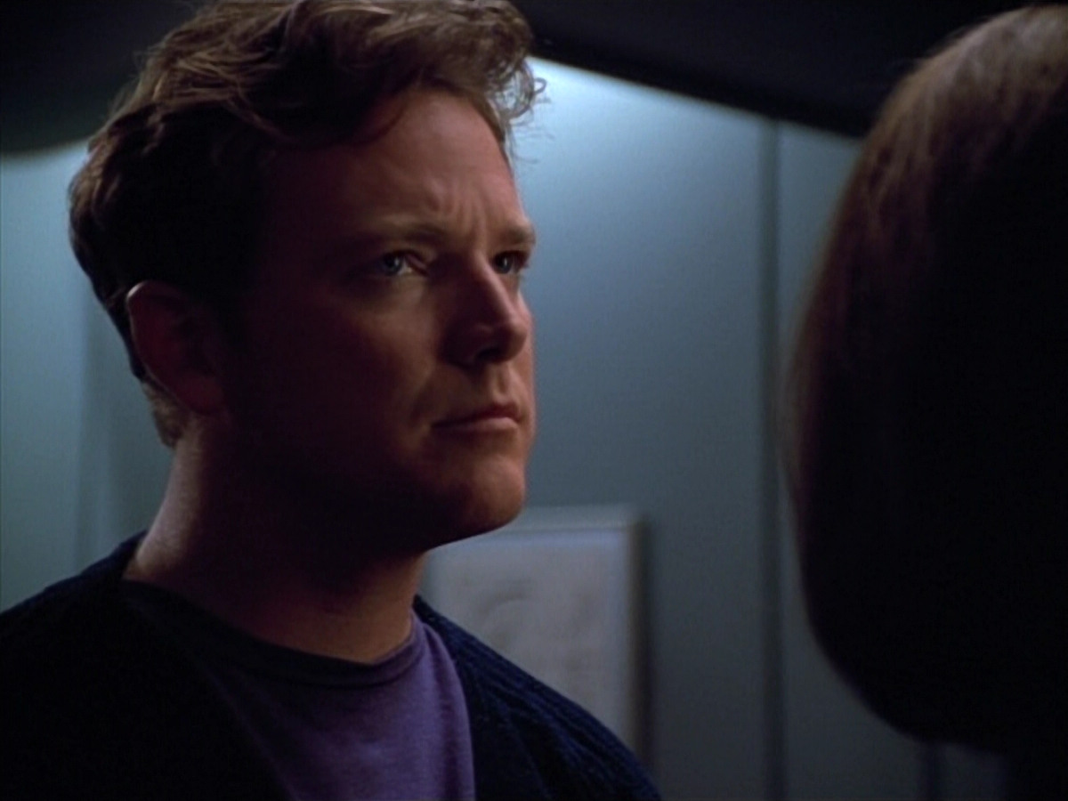 extant_StarTrek_VOY_4x13-WakingMoments_00678.jpg