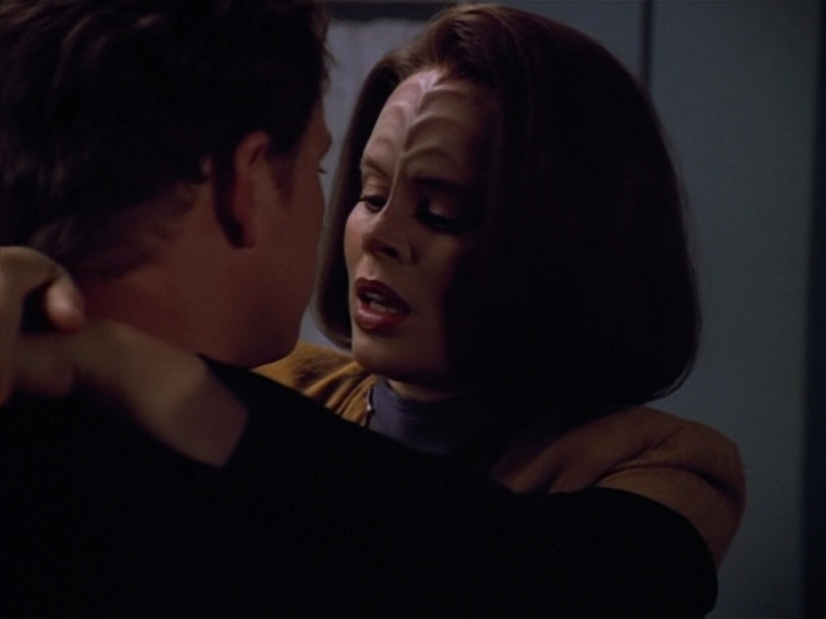 extant_StarTrek_VOY_4x13-WakingMoments_00702.jpg