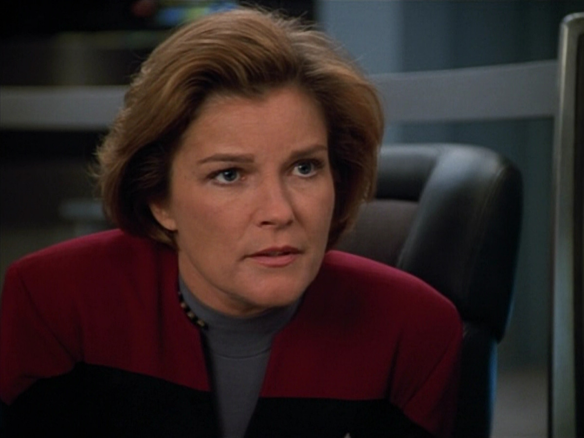 extant_StarTrek_VOY_4x13-WakingMoments_00901.jpg