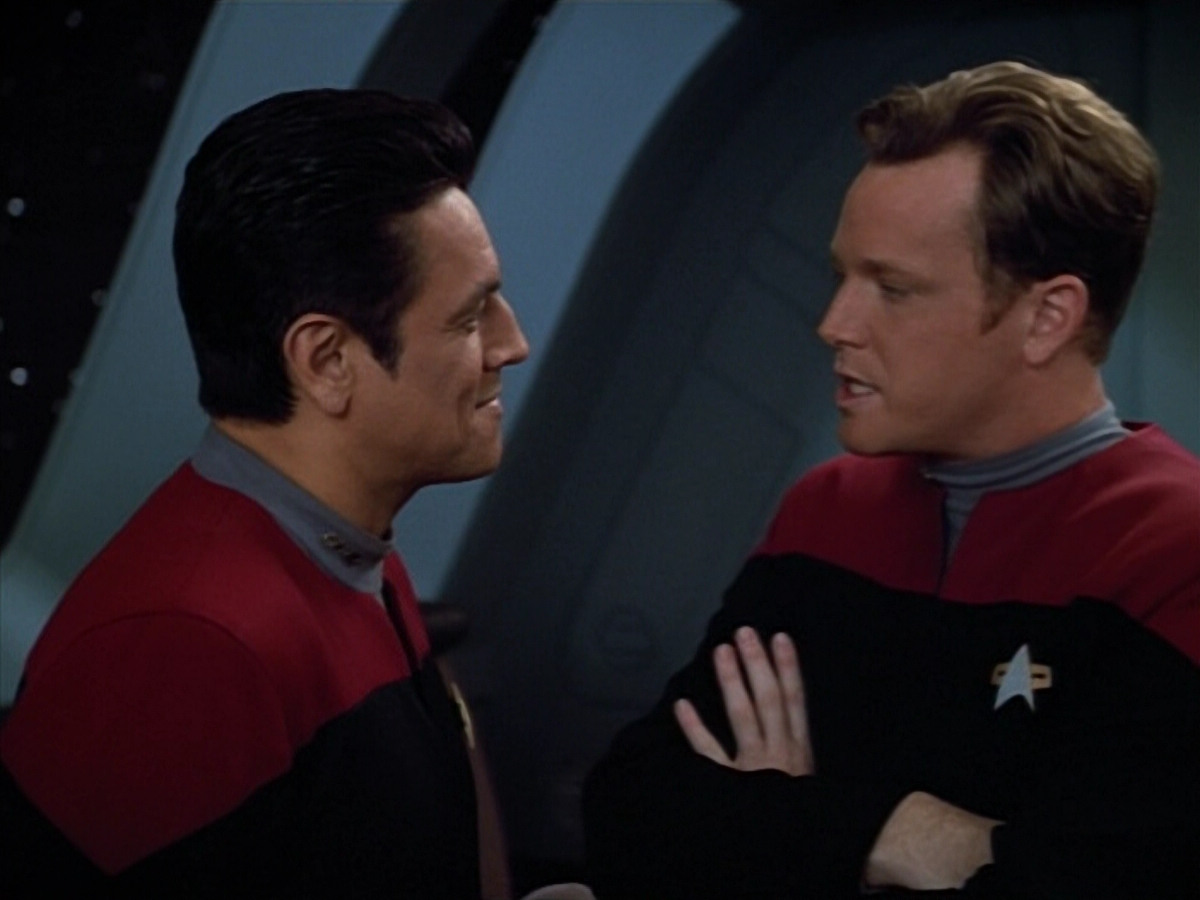 extant_StarTrek_VOY_4x13-WakingMoments_01336.jpg