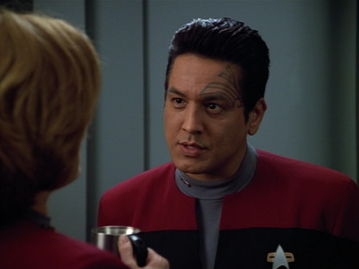 extant_StarTrek_VOY_4x13-WakingMoments_01367.jpg