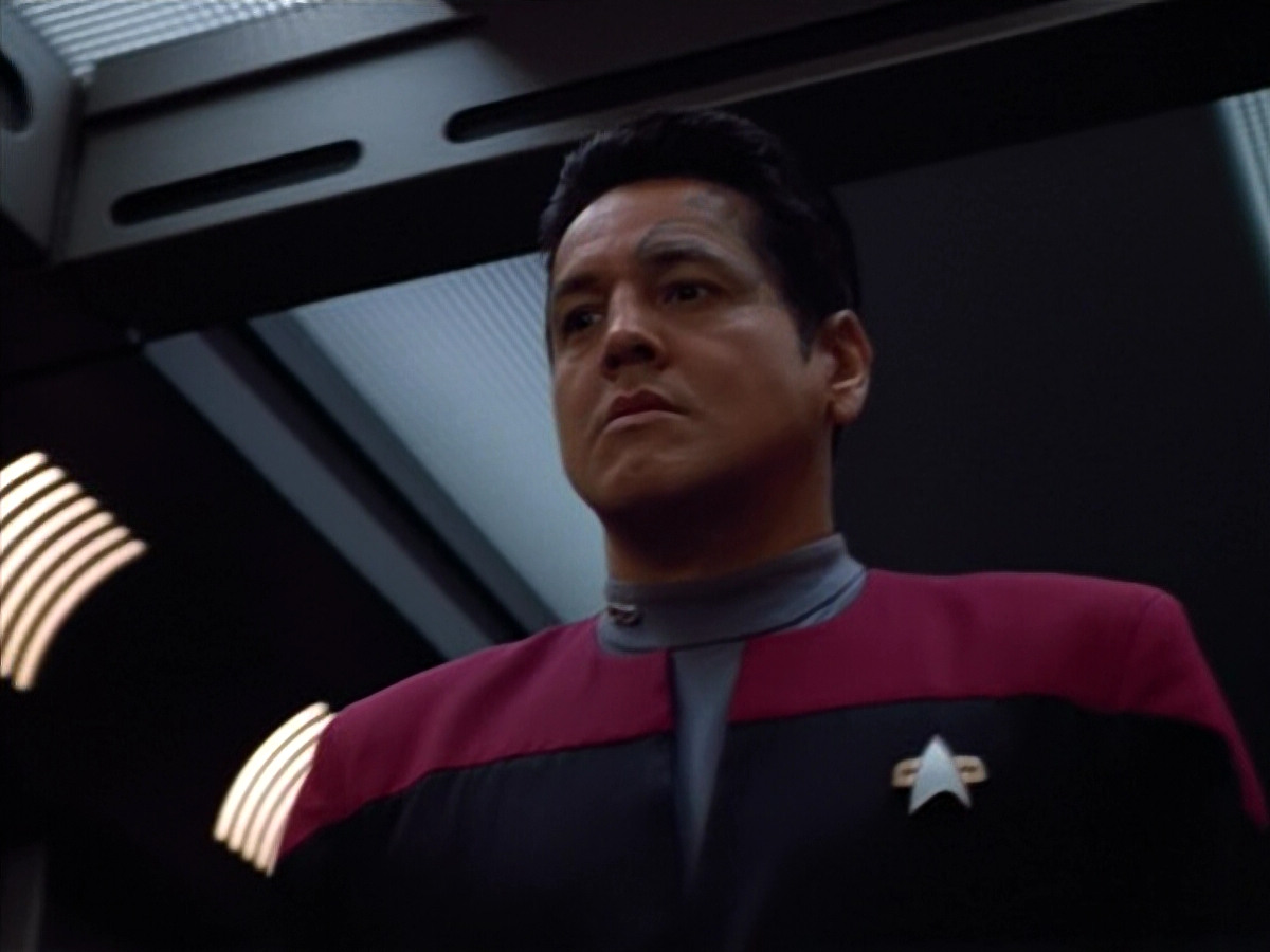 extant_StarTrek_VOY_4x13-WakingMoments_01503.jpg