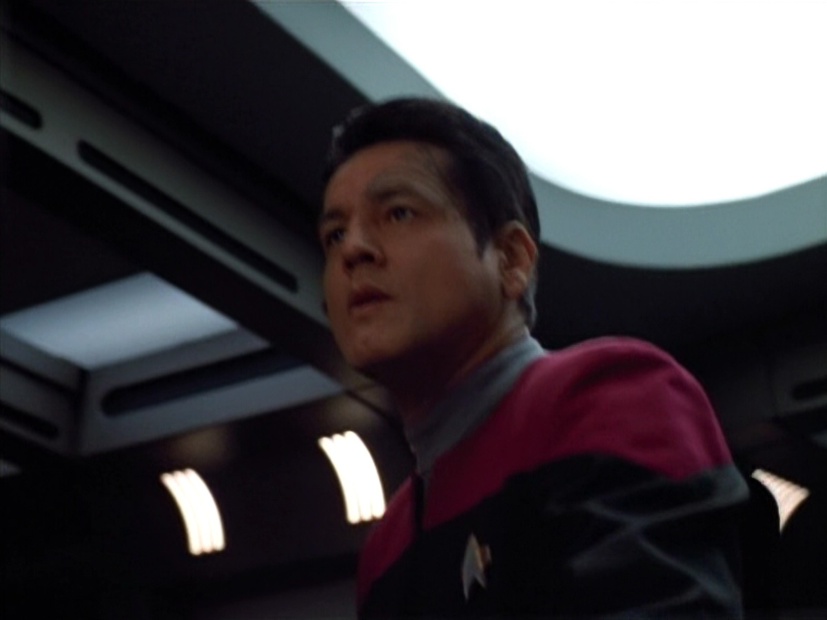 extant_StarTrek_VOY_4x13-WakingMoments_01528.jpg