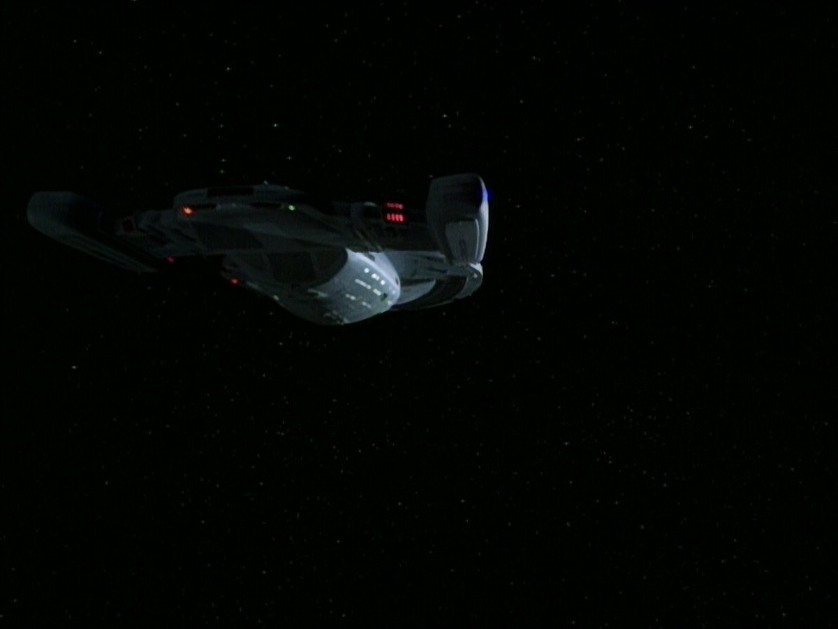 extant_StarTrek_VOY_4x13-WakingMoments_01758.jpg