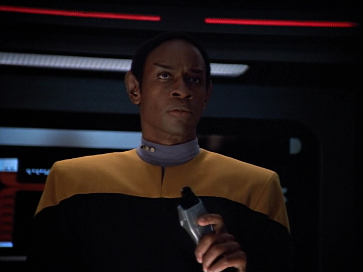 extant_StarTrek_VOY_4x13-WakingMoments_02240.jpg