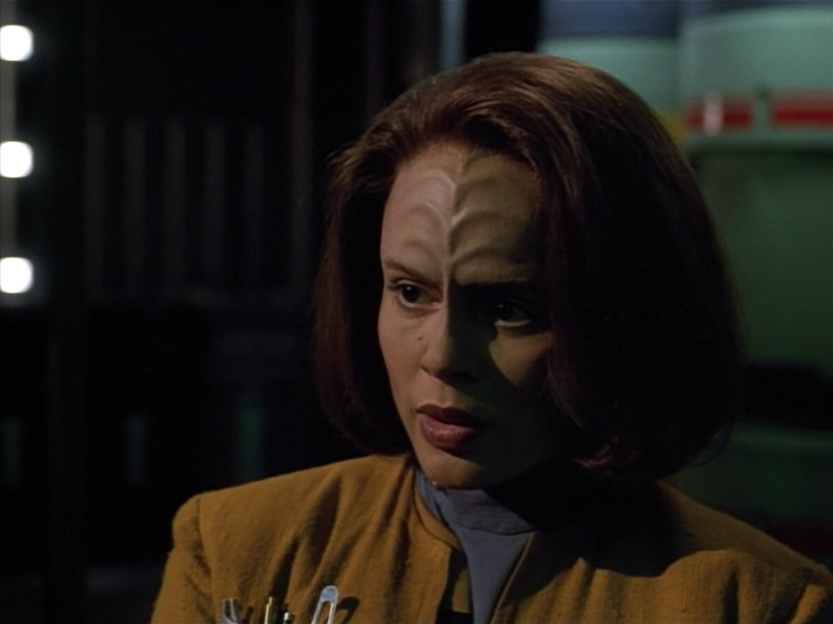extant_StarTrek_VOY_4x13-WakingMoments_02317.jpg