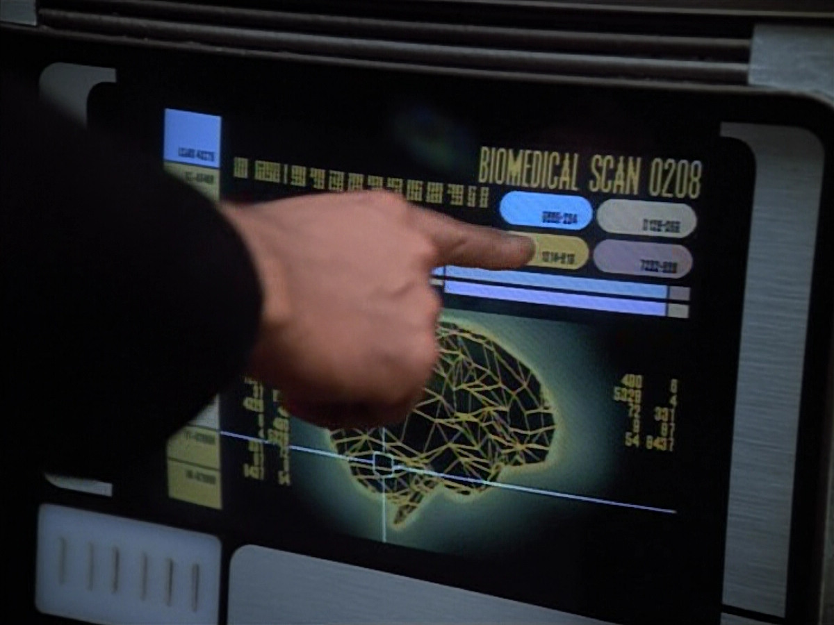 extant_StarTrek_VOY_4x13-WakingMoments_02522.jpg