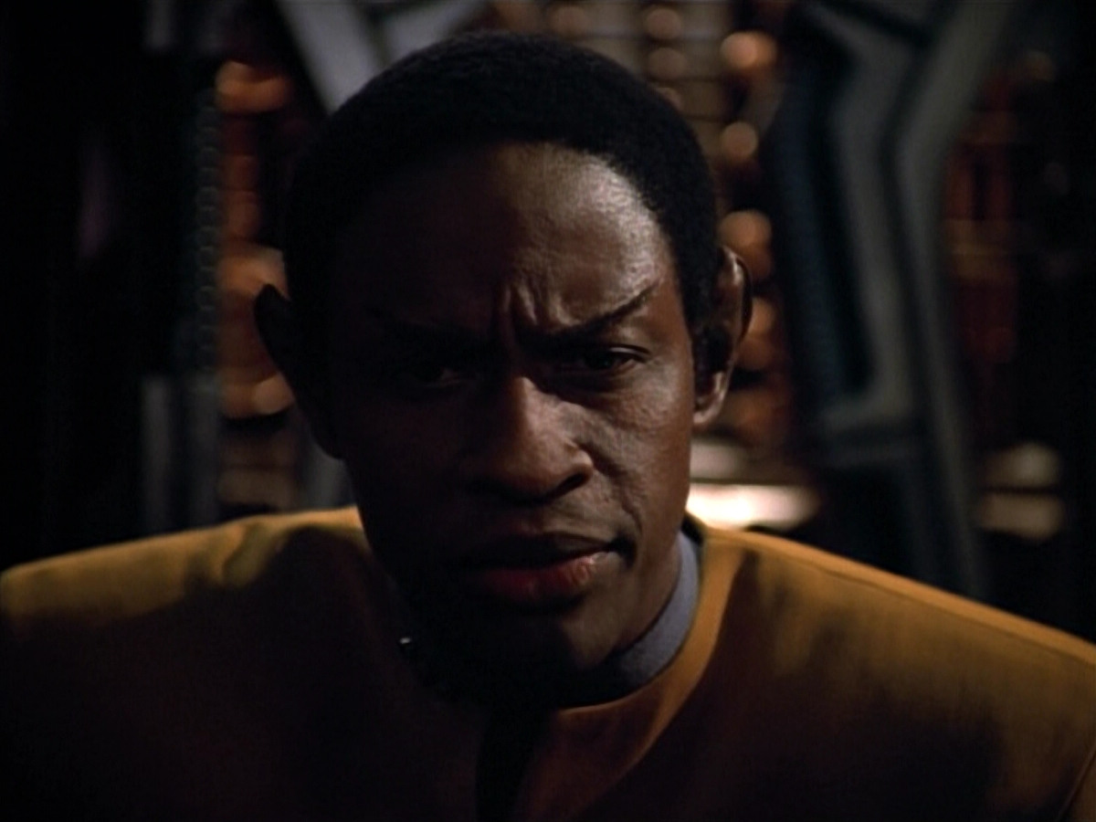 extant_StarTrek_VOY_4x13-WakingMoments_02758.jpg
