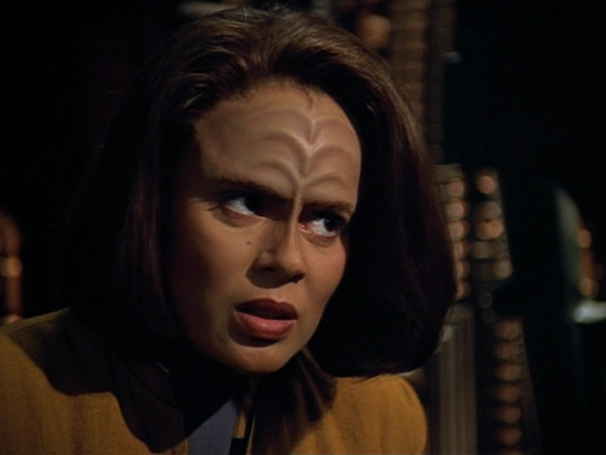 extant_StarTrek_VOY_4x13-WakingMoments_02761.jpg