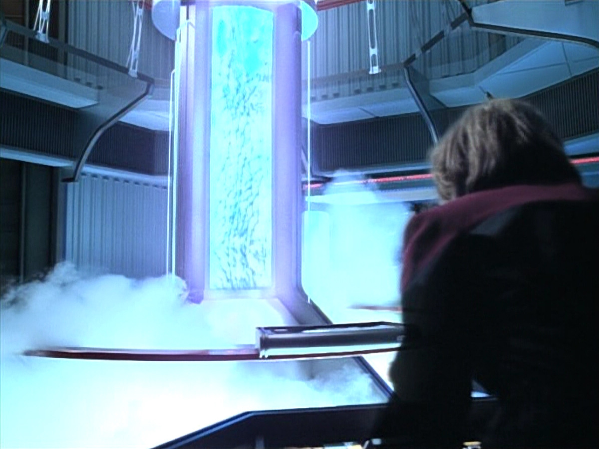 extant_StarTrek_VOY_4x13-WakingMoments_02958.jpg