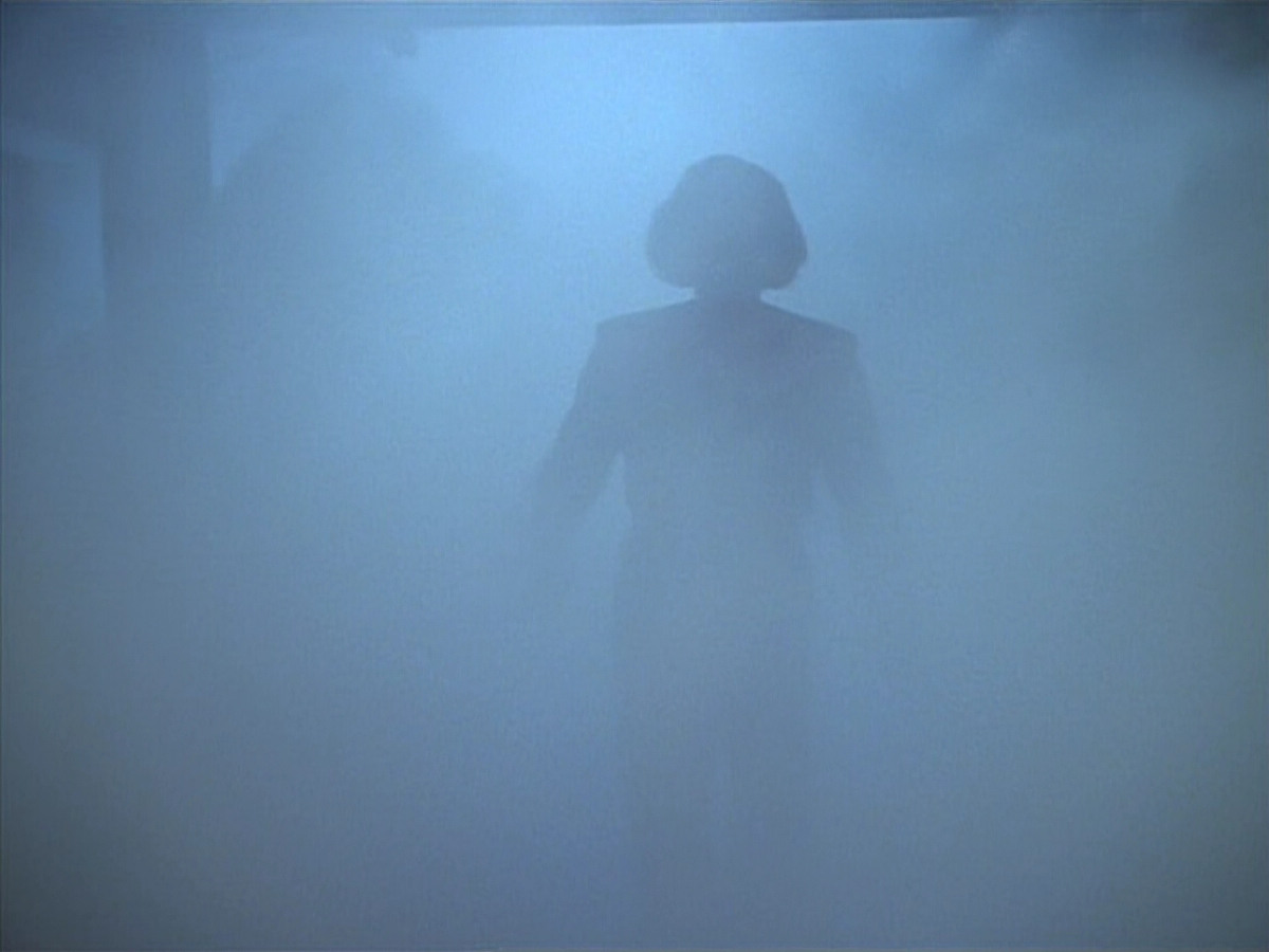 extant_StarTrek_VOY_4x13-WakingMoments_03001.jpg