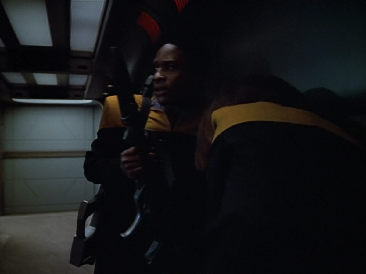 extant_StarTrek_VOY_4x13-WakingMoments_03009.jpg