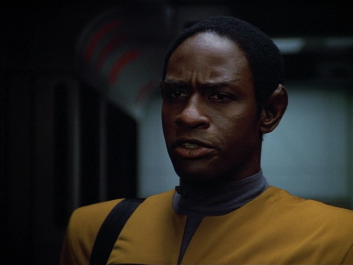 extant_StarTrek_VOY_4x13-WakingMoments_03075.jpg
