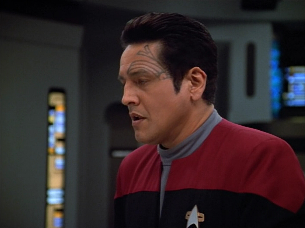 extant_StarTrek_VOY_4x13-WakingMoments_03160.jpg