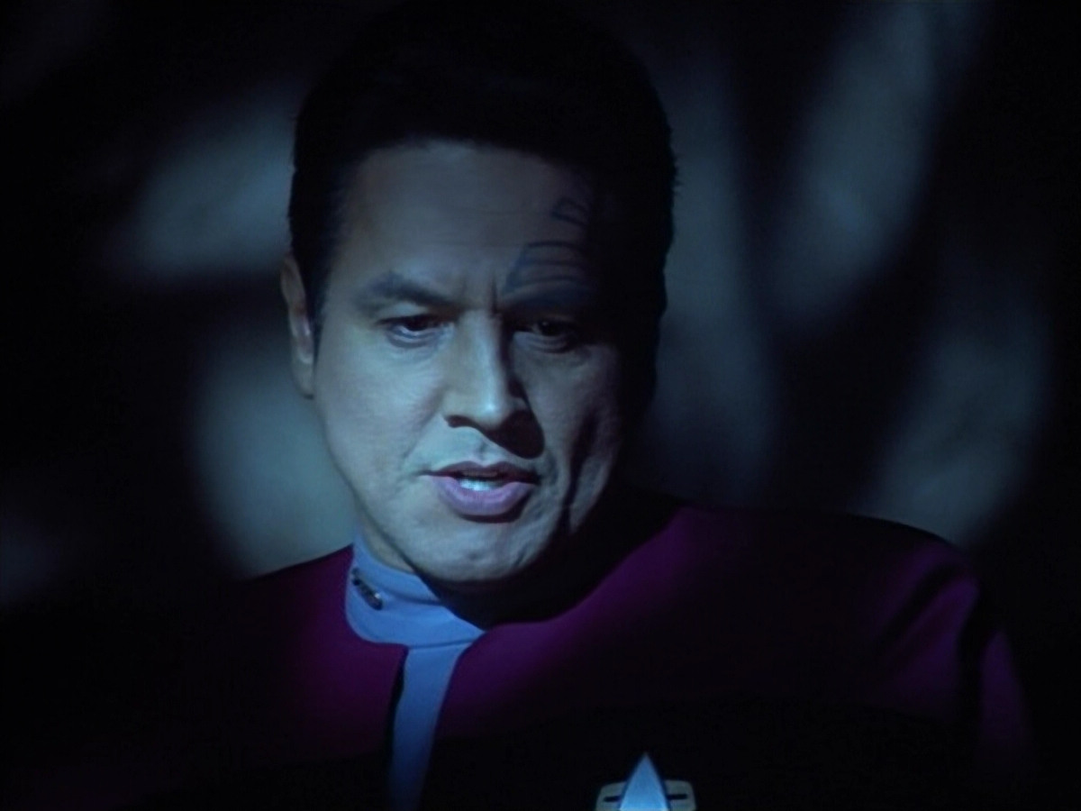 extant_StarTrek_VOY_4x13-WakingMoments_03559.jpg