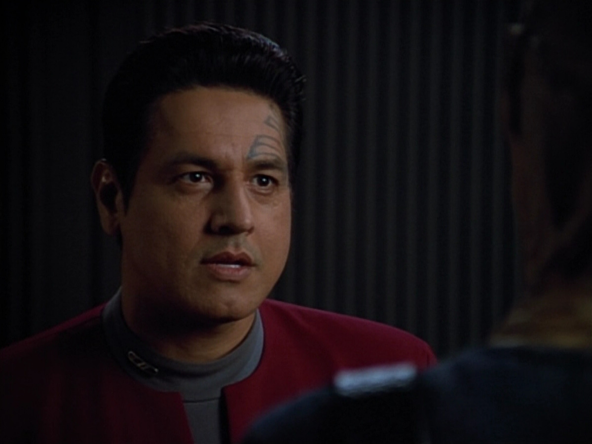 extant_StarTrek_VOY_4x13-WakingMoments_03657.jpg