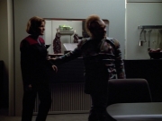 Filename=extant_StarTrek_VOY_4x13-WakingMoments_00253.jpg
Filesize=146KiB
Dimensions=1200x900
Date added=Sep 14, 2019 extant_StarTrek_VOY_4x13-WakingMoments_00253.jpg