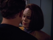 extant_StarTrek_VOY_4x13-WakingMoments_00688.jpg