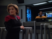 extant_StarTrek_VOY_4x13-WakingMoments_00952.jpg