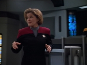 extant_StarTrek_VOY_4x13-WakingMoments_00957.jpg