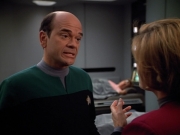 extant_StarTrek_VOY_4x13-WakingMoments_01197.jpg