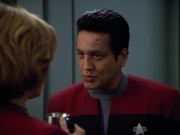 extant_StarTrek_VOY_4x13-WakingMoments_01370.jpg
