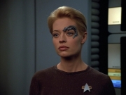 extant_StarTrek_VOY_4x13-WakingMoments_01378.jpg