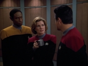 Filename=extant_StarTrek_VOY_4x13-WakingMoments_01404.jpg
Filesize=133KiB
Dimensions=1200x900
Date added=Sep 14, 2019 extant_StarTrek_VOY_4x13-WakingMoments_01404.jpg