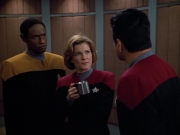 Filename=extant_StarTrek_VOY_4x13-WakingMoments_01405.jpg
Filesize=138KiB
Dimensions=1200x900
Date added=Sep 14, 2019 extant_StarTrek_VOY_4x13-WakingMoments_01405.jpg