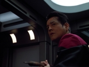 extant_StarTrek_VOY_4x13-WakingMoments_01533.jpg