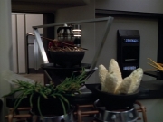extant_StarTrek_VOY_4x13-WakingMoments_01549.jpg