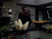 extant_StarTrek_VOY_4x13-WakingMoments_01552.jpg