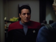 Filename=extant_StarTrek_VOY_4x13-WakingMoments_01595.jpg
Filesize=121KiB
Dimensions=1200x900
Date added=Sep 14, 2019 extant_StarTrek_VOY_4x13-WakingMoments_01595.jpg