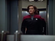 Filename=extant_StarTrek_VOY_4x13-WakingMoments_01763.jpg
Filesize=131KiB
Dimensions=1200x900
Date added=Sep 14, 2019 extant_StarTrek_VOY_4x13-WakingMoments_01763.jpg
