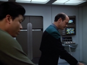 extant_StarTrek_VOY_4x13-WakingMoments_01898.jpg