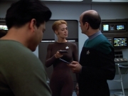 Filename=extant_StarTrek_VOY_4x13-WakingMoments_01926.jpg
Filesize=155KiB
Dimensions=1200x900
Date added=Sep 14, 2019 extant_StarTrek_VOY_4x13-WakingMoments_01926.jpg