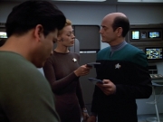 Filename=extant_StarTrek_VOY_4x13-WakingMoments_01928.jpg
Filesize=151KiB
Dimensions=1200x900
Date added=Sep 14, 2019 extant_StarTrek_VOY_4x13-WakingMoments_01928.jpg