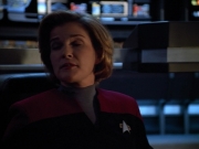 extant_StarTrek_VOY_4x13-WakingMoments_02134.jpg