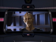 extant_StarTrek_VOY_4x13-WakingMoments_02210.jpg