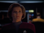 extant_StarTrek_VOY_4x13-WakingMoments_02227.jpg