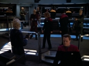 extant_StarTrek_VOY_4x13-WakingMoments_02234.jpg