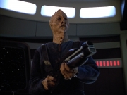 extant_StarTrek_VOY_4x13-WakingMoments_02250.jpg