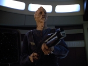 extant_StarTrek_VOY_4x13-WakingMoments_02254.jpg
